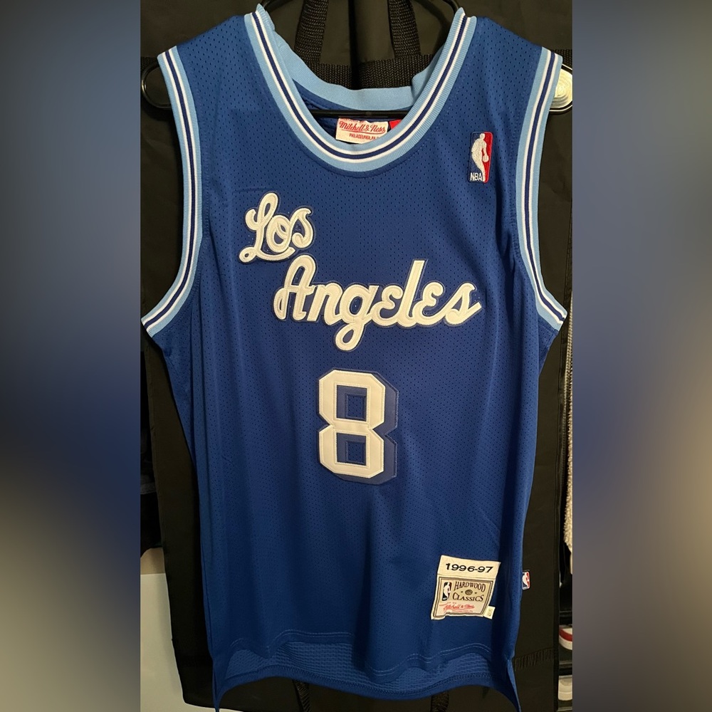 Kobe Bryant #8 Los Angeles Lakers Throwback Jersey in Blue Colorway Size Medium.
